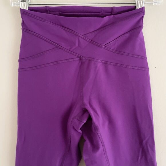 Lululemon Free To Flow Leggings Size 4 Purple Cross Over Waist Full Length - Picture 4 of 13